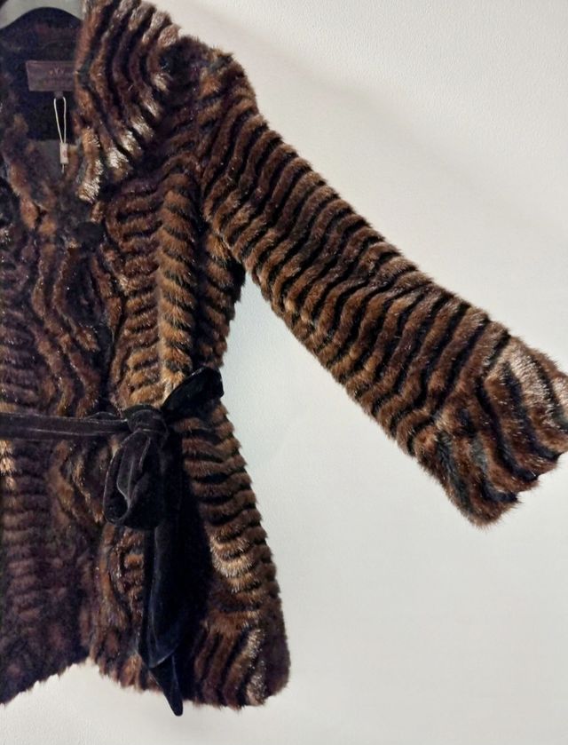 Pelliccia ecologica nuova