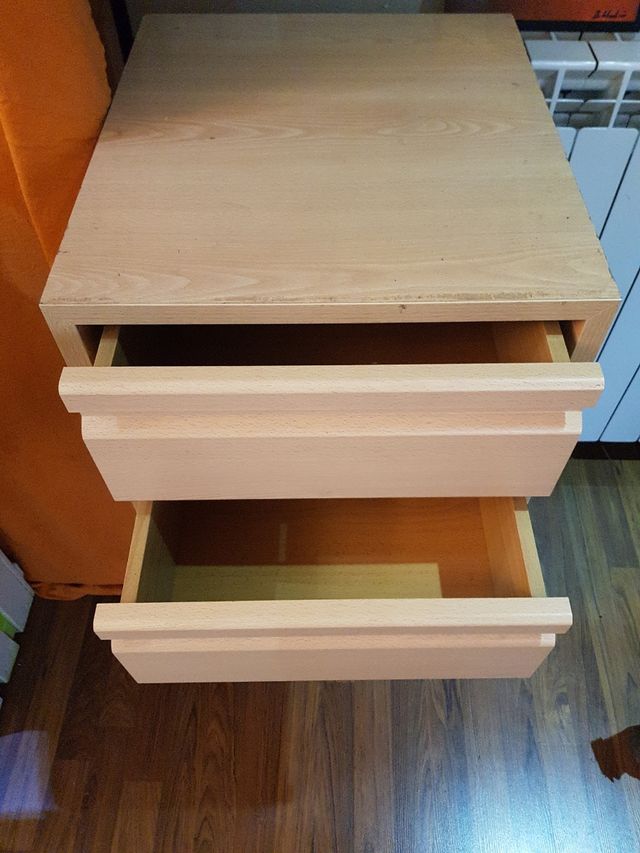 Mesita de noche 2 cajones