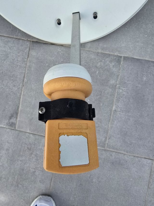 Antena Parabólica televes 60 diámetro