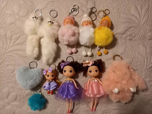Muñecas peluches llavero