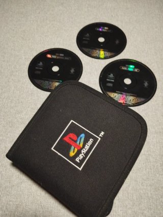 Estuche funda oficial play station y juegos