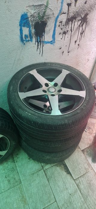 Llantas con neumático 255 40 zr17 98w xl