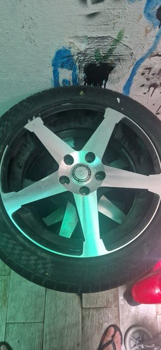 Llantas con neumático 255 40 zr17 98w xl