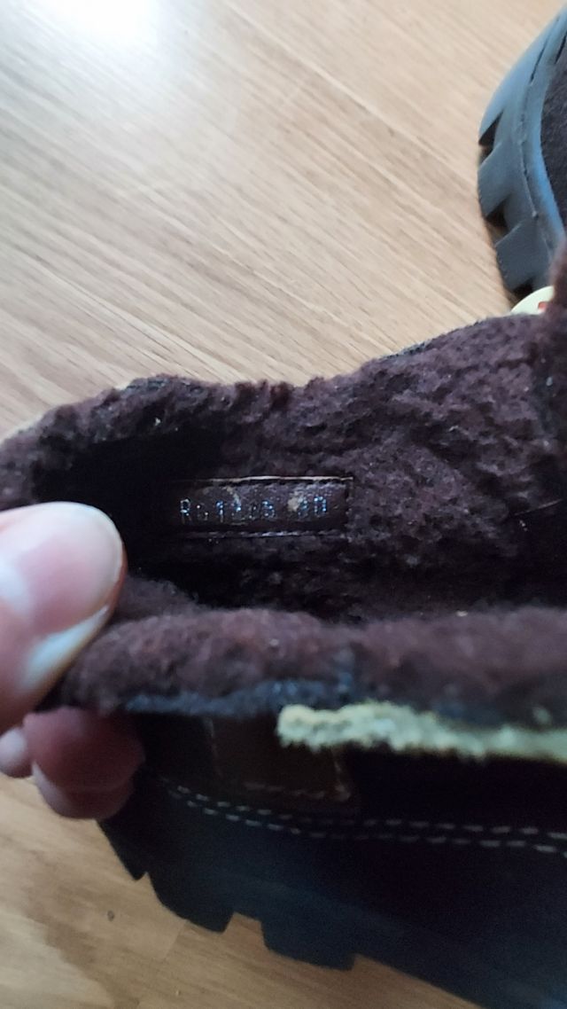 Botas de invierno niño, nuevas, talla 30