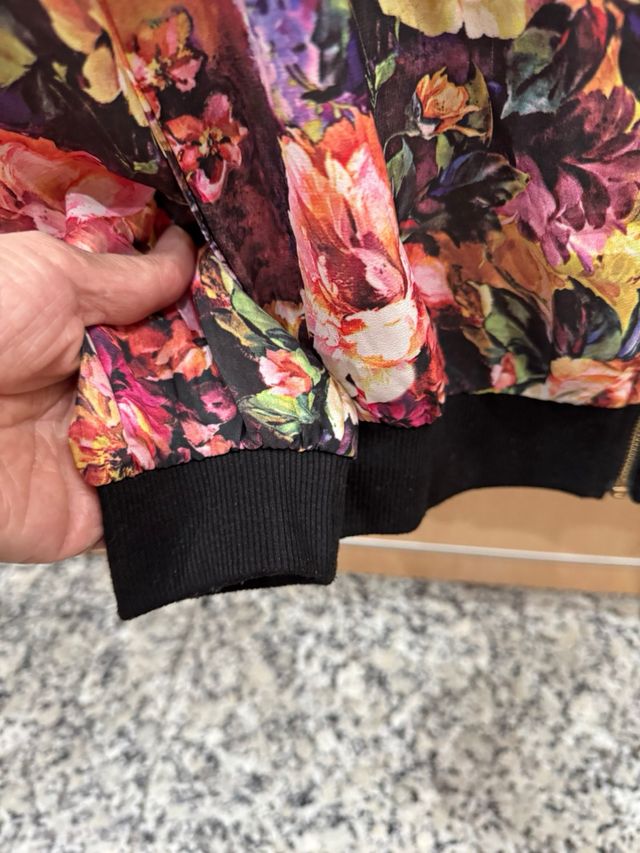 Chaquetilla lienzo flores talla S