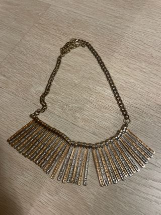 Collares