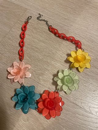 Collares