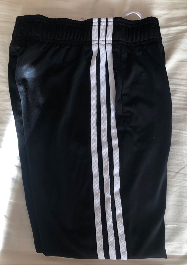 Pantalon. Chandal  niño adidas