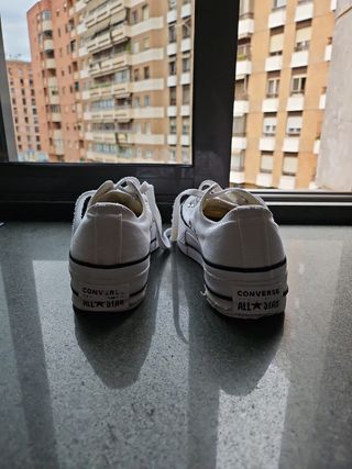 Converse blancas plataforma T36.5