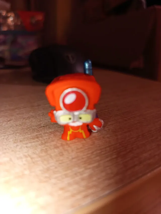 Superthings Ultrararos entre 10-20€