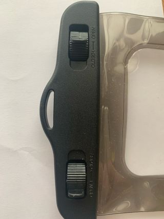 Custodia impermeabile per cellulare