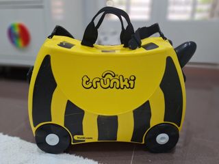 MALETA INFANTIL TRUNKI ABEJA BERNARD