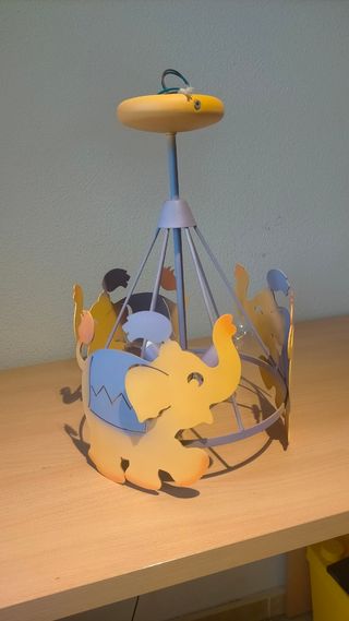 Lámpara habitación infantil