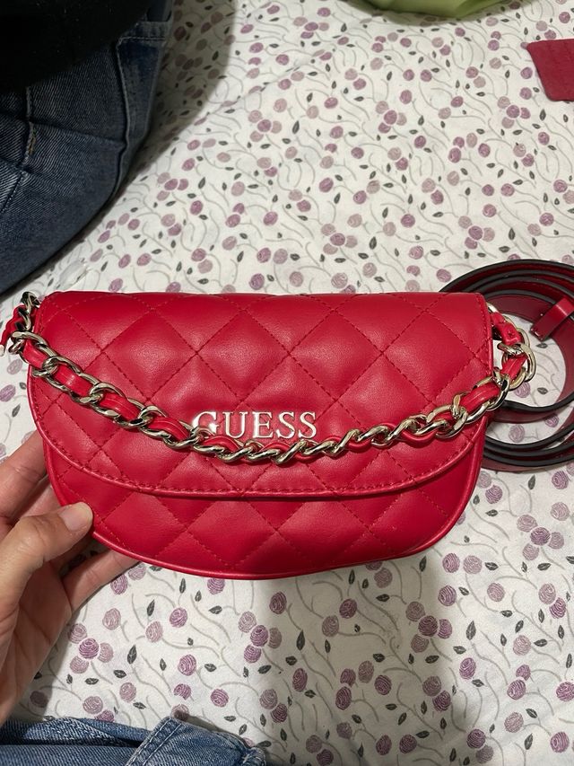 Riñonera Guess