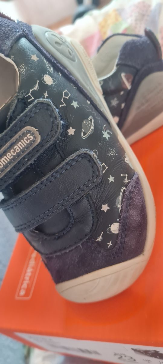 Zapatos niño biomecanics 