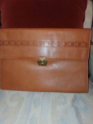 Cartera de piel porta documentos 