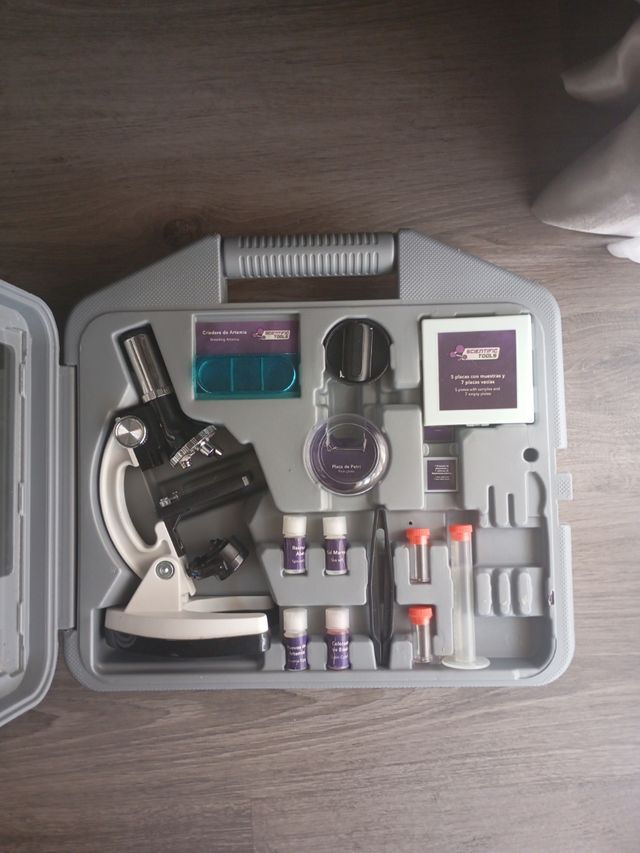 MICROSCOPIO EN MALETÍN 🔬