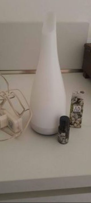 Lampada cambia colore e diffusore aromi