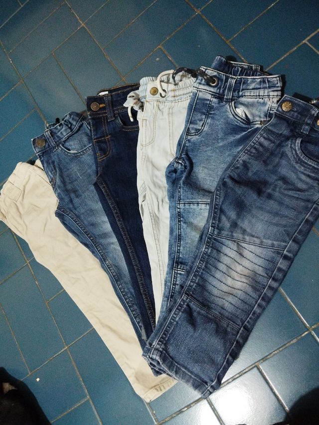 Seis pantalones Vaquero