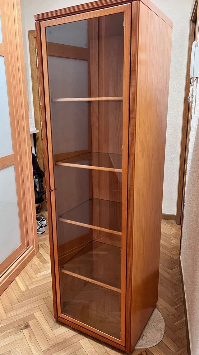 Vitrina madera maciza