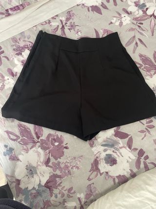 Falda pantalón corta