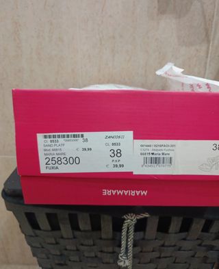 Sandalia con bolso y cinturón