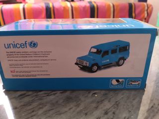 Coche a escala unicef 