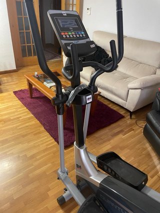Bicicleta Elíptica BH i.Quantum