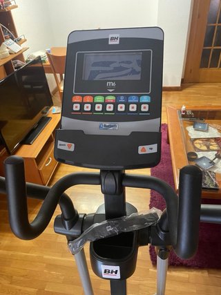 Bicicleta Elíptica BH i.Quantum