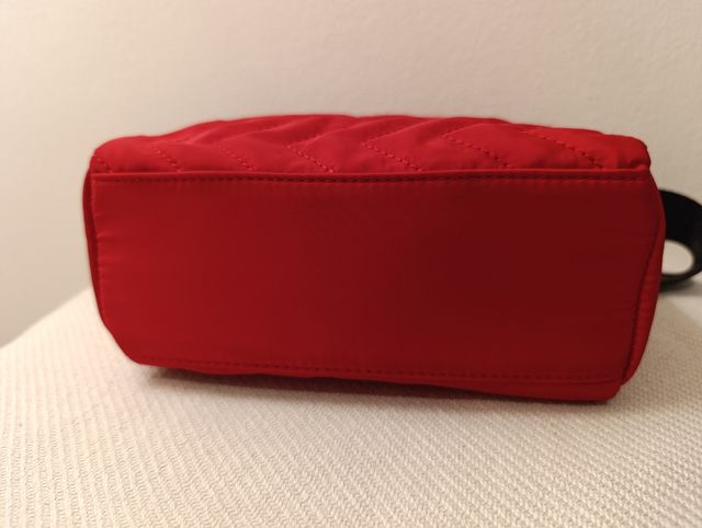 Bolso pequeño rojo