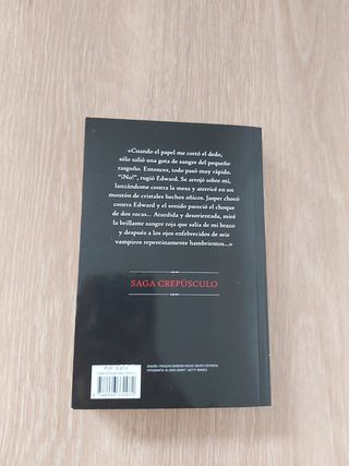 Luna nueva (Saga Crepúsculo 2)