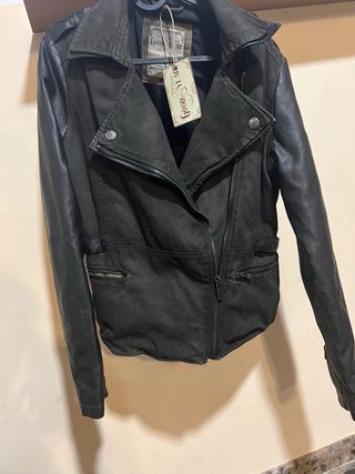 Cazadora unisex marron 