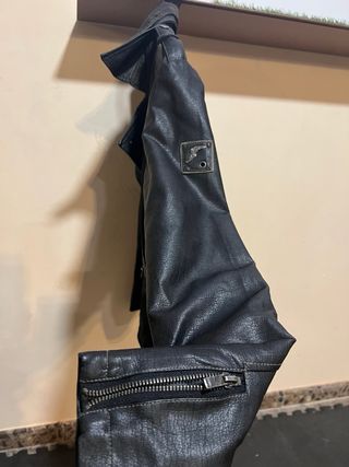 Cazadora unisex marron 