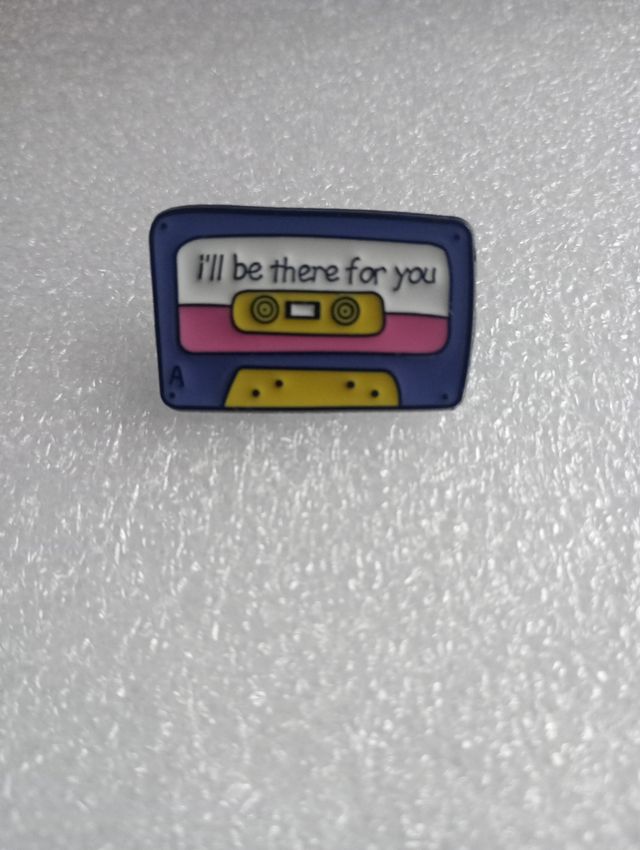 SALE Spilla pin Friends