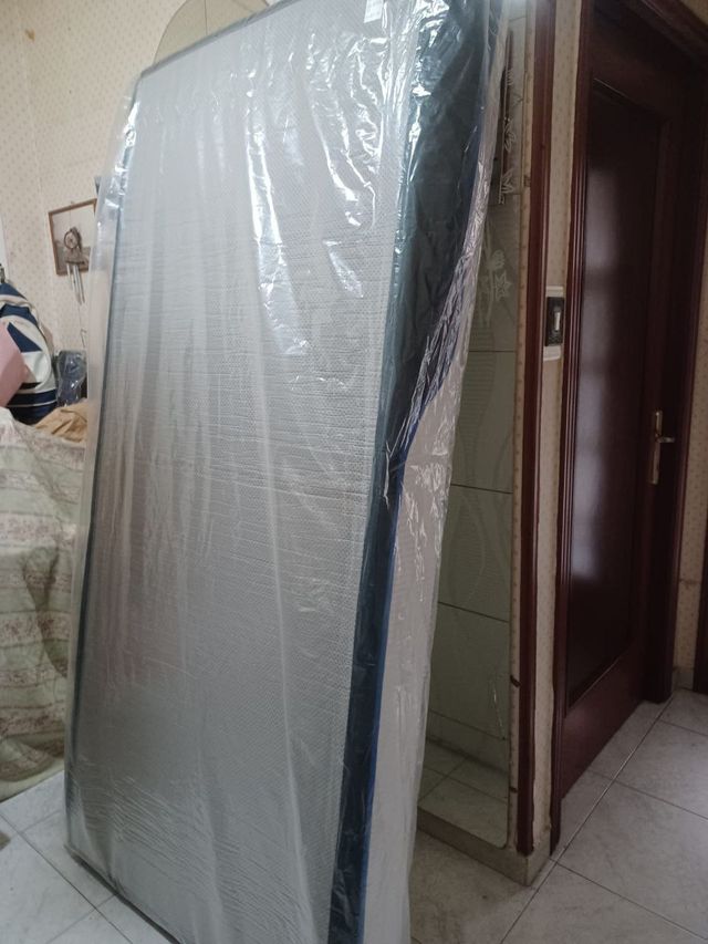 Materasso memory foam nuovo 90 x 200x 22 cm