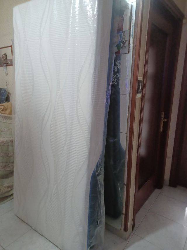 Materasso memory foam nuovo 90 x 200x 22 cm