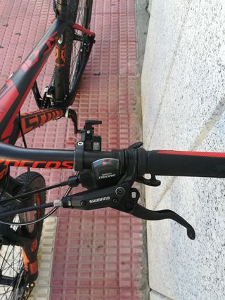 Bicicleta de montaña Scott