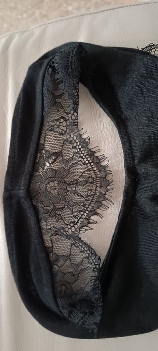 Camiseta básica negra de tirantes