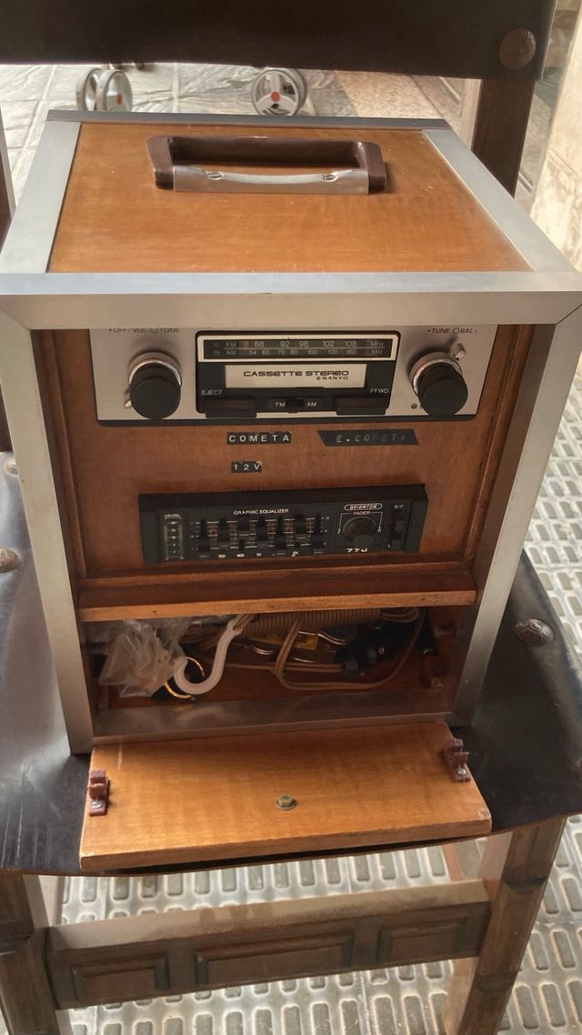 Caja de música, con amplificador incluido, altavoc