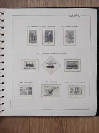 Álbum con hojas con filoestuches 1975-1987