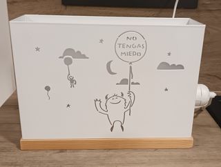 Lámpara quitamiedos el monstruo de colores