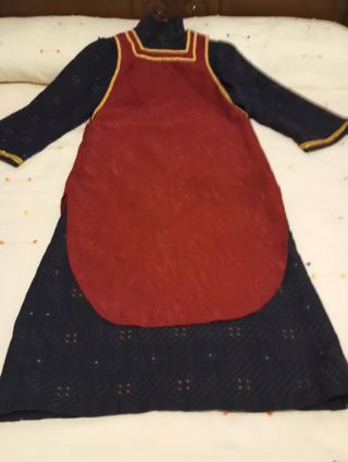 Traje medieval señora con capa