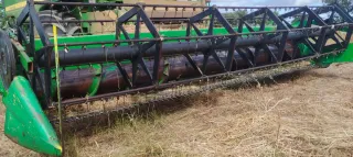 Corte John Deere se vende o se cabia