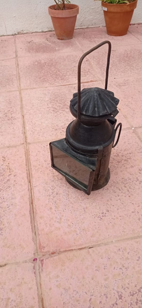 Farol antiguo ferrocarril