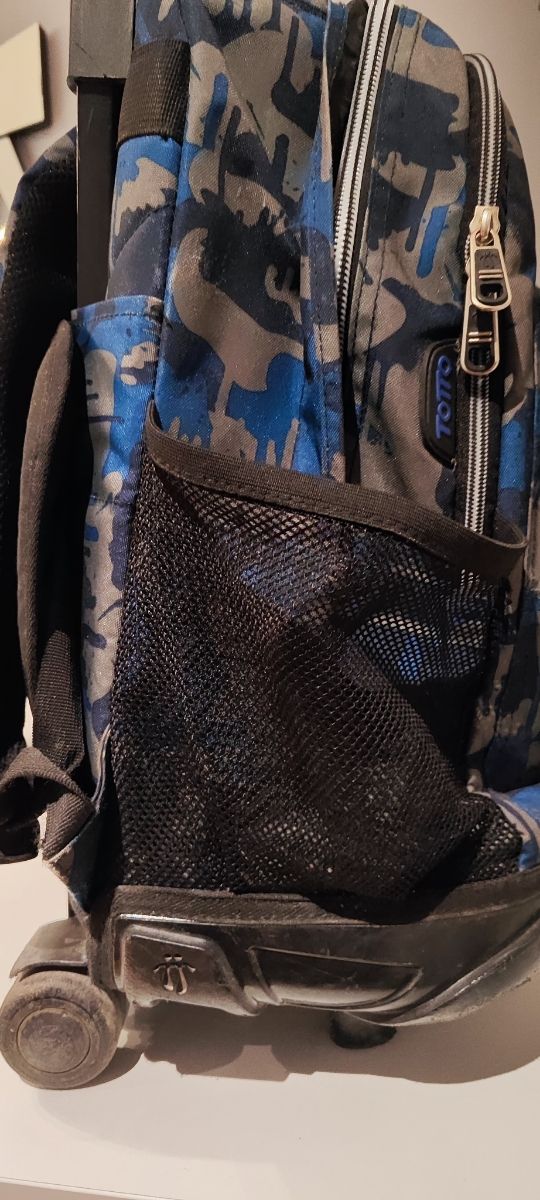 Mochila Totto con ruedas 