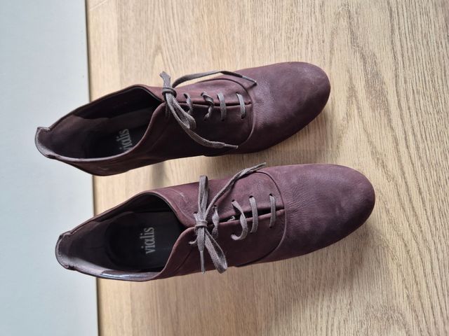 Zapatos tacón Vialis t. 40