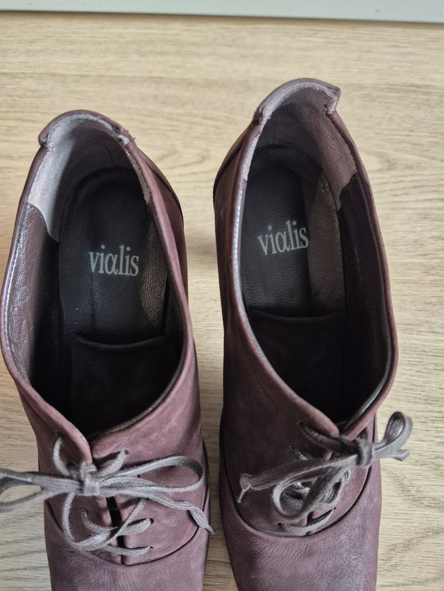 Zapatos tacón Vialis t. 40