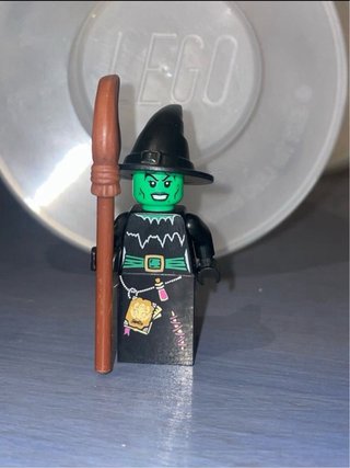 13 minifiguras LEGO