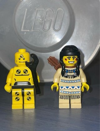 13 minifiguras LEGO
