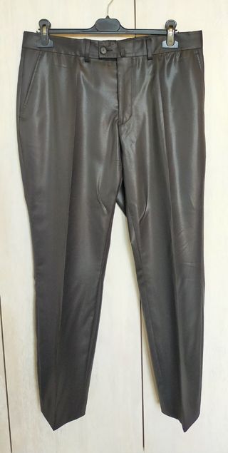 Traje Ramón Sanjurjo talla L negro brillante